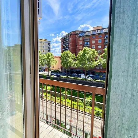 Big With Free Parking Florence